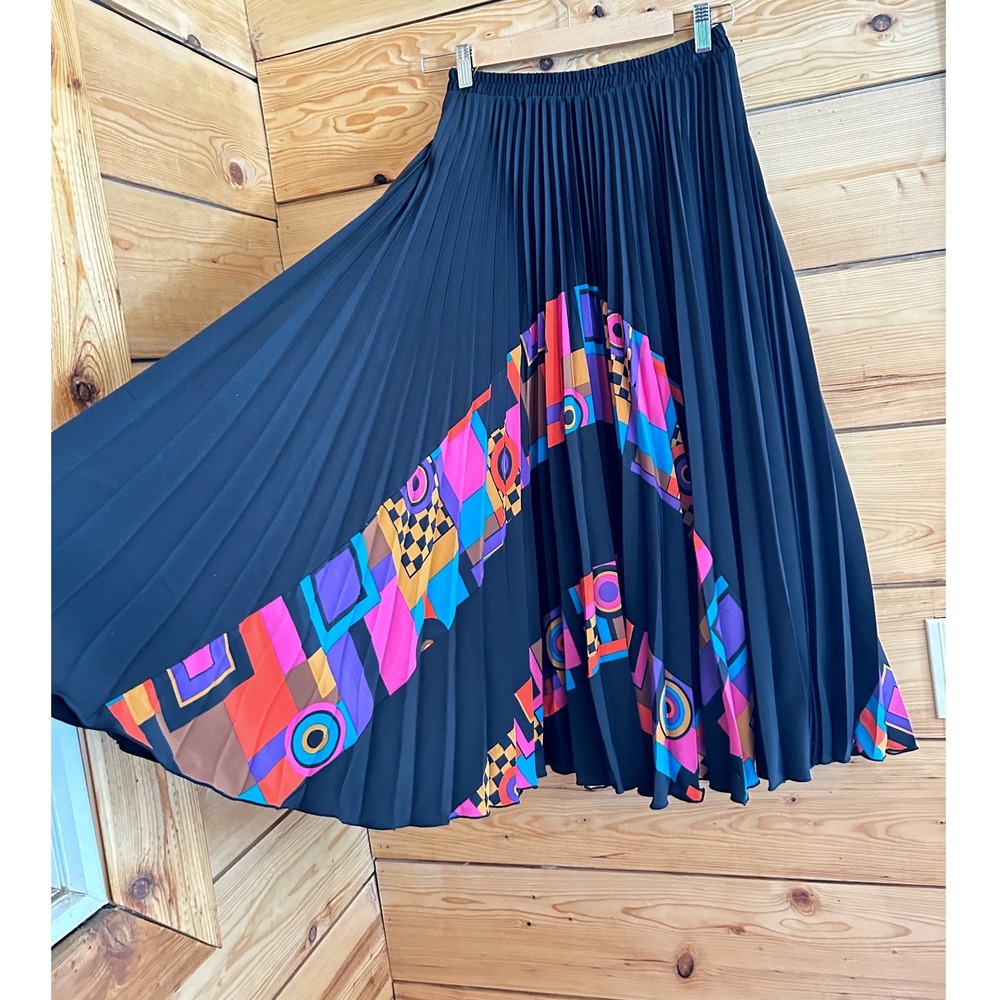 Vintage Pleated Skirt Women Size 10 Black Multi Geometric Art to Wear Carella